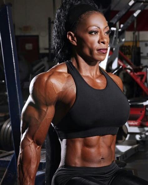 naked female bodybuilder pics|Muscle.